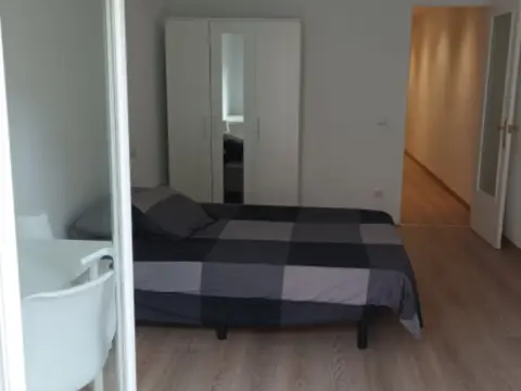 Habitación en Avinguda de Valencia, 7