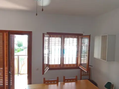 Piso en calle de Tulipán, 5