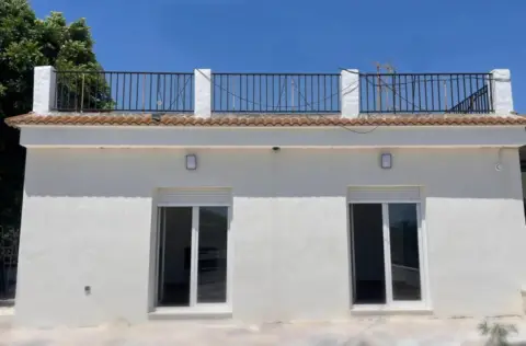 Chalet pareado en Cv-851,  1