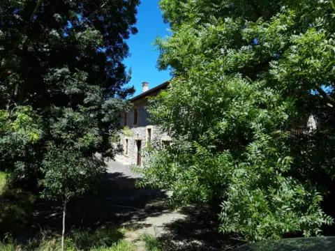 Casa rústica en Barrio de la Sierra, 15