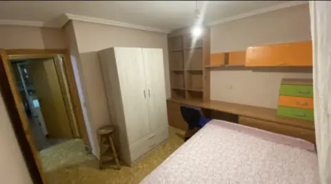 Habitación en calle de Zarandieta, 11