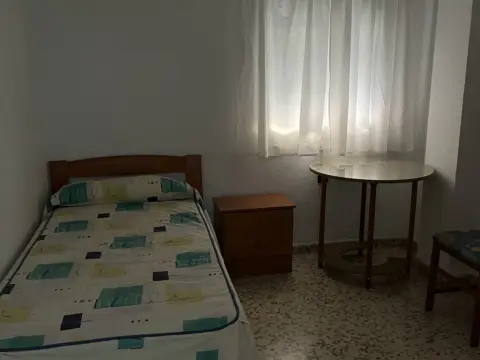 Piso en Avenida Eduardo García Maroto, 7