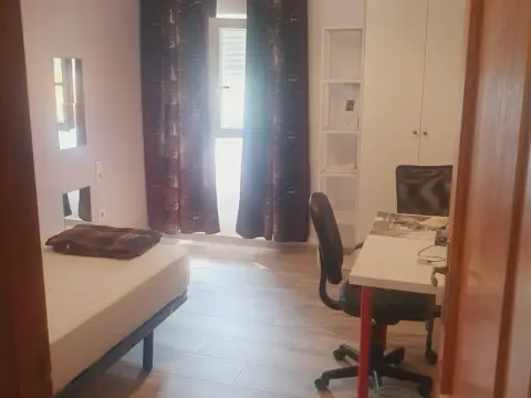 Habitación en calle de la Dehesa, 9
