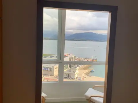 Piso en Avenida de la Reina Victoria, 4