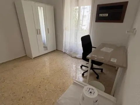 Piso en calle de Don Lope de Sosa, 2