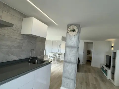 Piso en calle Coyunda, 1