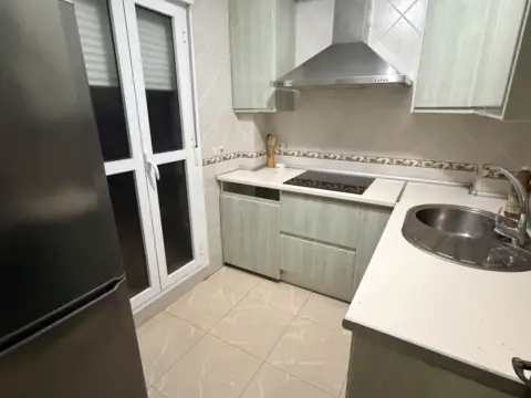 Piso en Avenida de la Independencia, 1