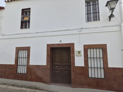 Casa rústica en calle Fuentes, 34