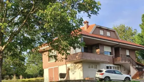 Chalet unifamiliar en Barrio de la Cortina, 17