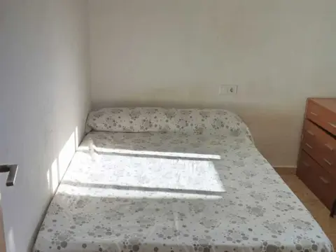 Habitación en Plaza de la Yesa, 1