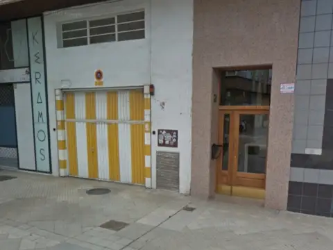 Garaje en calle de Jacinto Benavente, 45