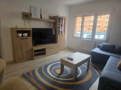 Piso en calle del Río Deva, 3