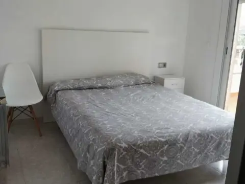 Habitación en Carrer d'Estònia, 7