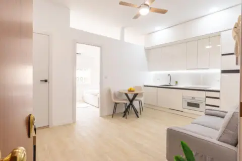 Apartamento en calle Mármoles, 23