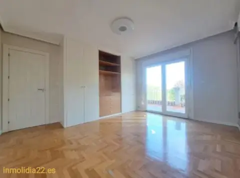 Chalet unifamiliar en calle de Ladera del Sol, 2