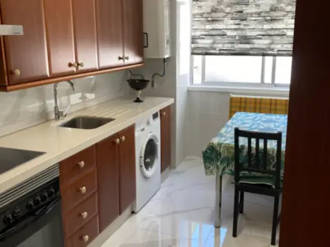 Piso en calle Ángel Bruna, 13