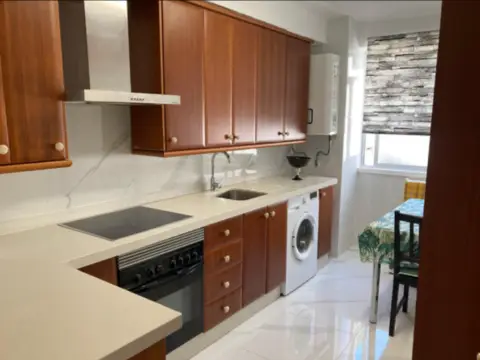 Piso en calle Ángel Bruna, 13