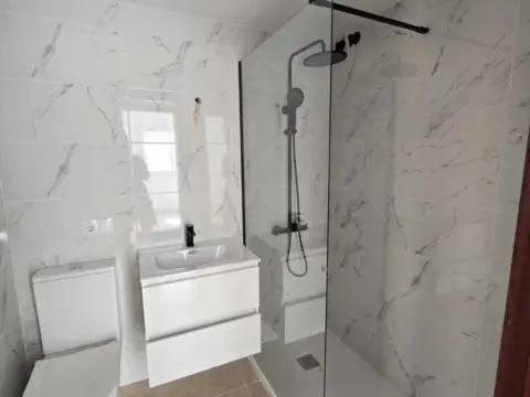 Piso en Avenida de la Bahía de Almería, 13