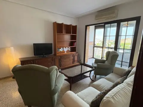 Habitación en Avenida de Reina Mercedes, 19