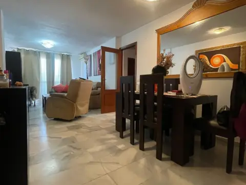 Piso en Avenida de Cánovas del Castillo, 1