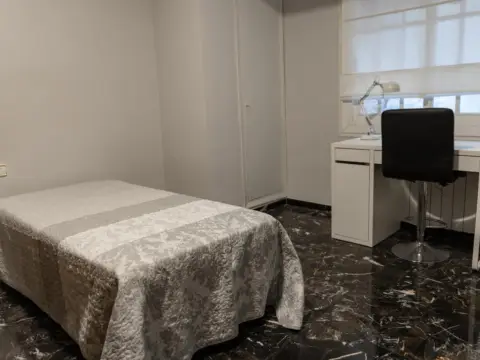 Habitación en calle Maestro Chapí, 11