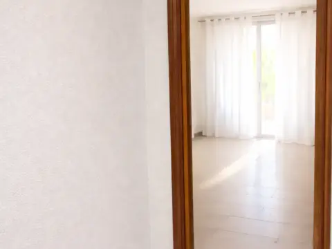 Piso en Avenida de Carlos V, 34