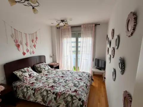 Habitación en Avinguda de la Catalana, 129