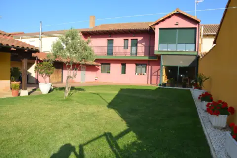 Chalet unifamiliar en calle de la Carretera, 16