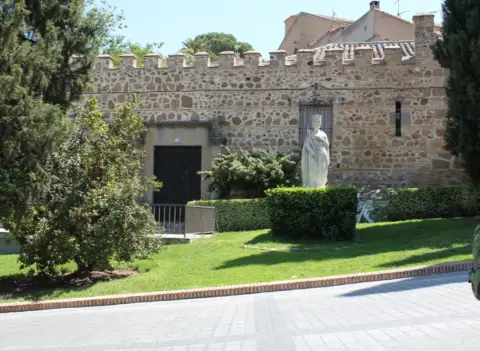 Casa unifamiliar en Plaza de San Juan de los Reyes, 2