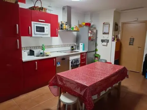 Local comercial en calle Río Júcar, 14