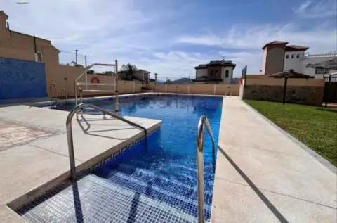 Chalet adosado en calle de Cristóbal Toral, 1