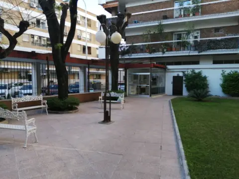 Piso en calle Farmacéutico Murillo Herrera, 24