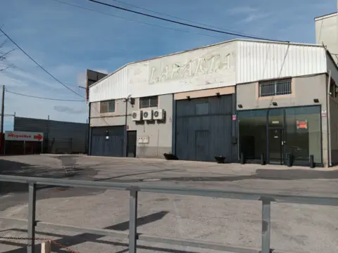 Nave industrial en Avenida Alejandro Valverde,  45
