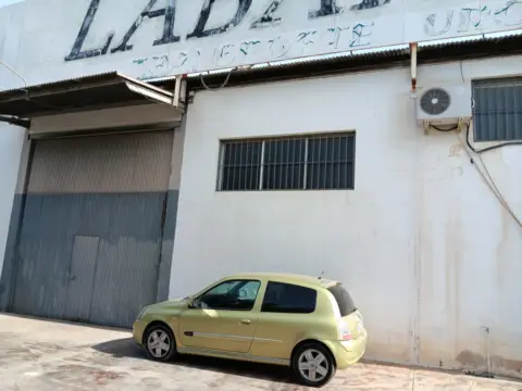 Nave industrial en Avenida Alejandro Valverde,  45