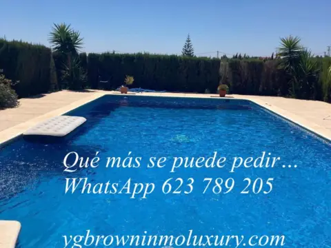 Chalet unifamiliar en Carretera de la Isla Cristina Huelva, 2