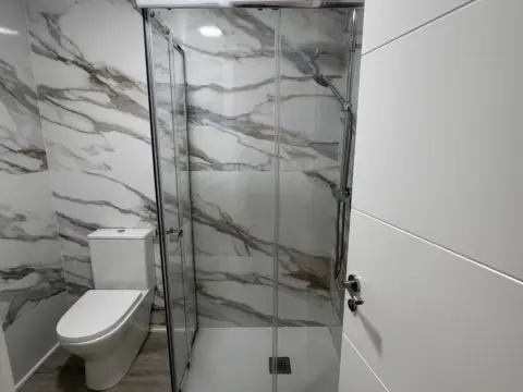 Habitación en calle de Luis Marín, 2
