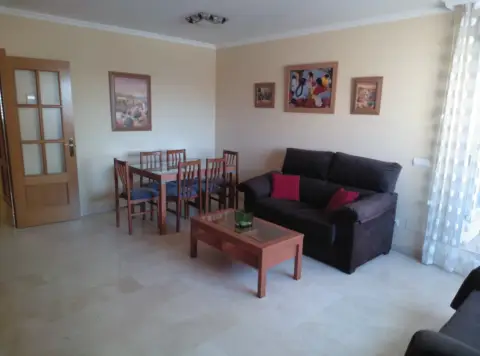 Piso en Plaza de la Solidaridad, 7