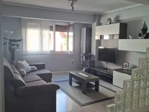 Piso en calle Hermanos Larrarte, 11