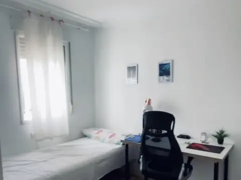 Habitación en calle Imaginero Luis Álvarez Duarte, 9