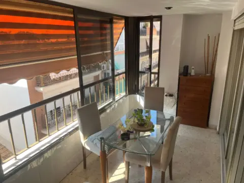 Habitación en calle de Montero Ríos, 26