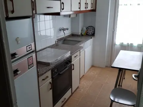 Piso en calle de Ambrosio del Ruste, 2
