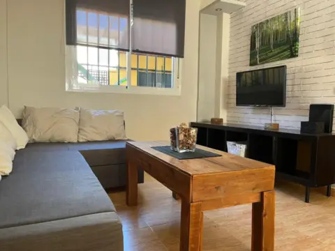 Chalet adosado en calle de Buero Vallejo, 54