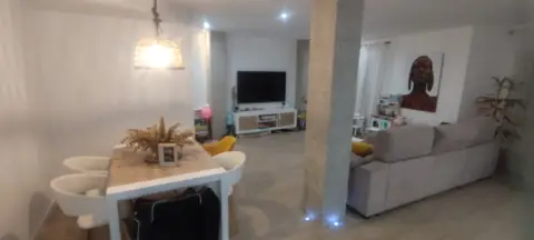 Piso en Avinguda de Salinetas, 14