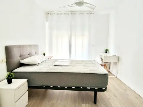 Piso en calle de Pablo Neruda, 1