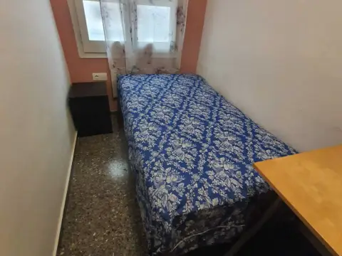 Habitación en Carrer de la Quintana Alta, 43