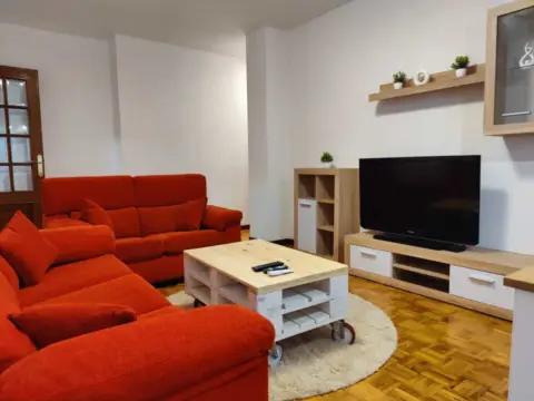 Piso en calle del Licenciado Francisco de Paula Cousiño, 4