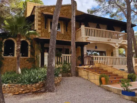 Chalet unifamiliar en Carrer de la Goleta, 3