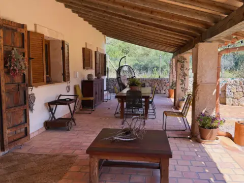 Finca rústica en Carrer dels Quarterades, 1