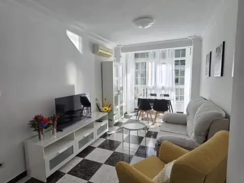 Apartamento en calle Grupo Santa Justa, 10