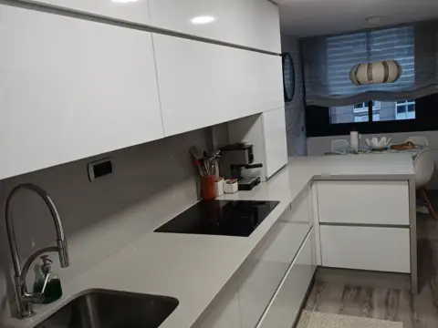 Piso en calle del Puente, 1